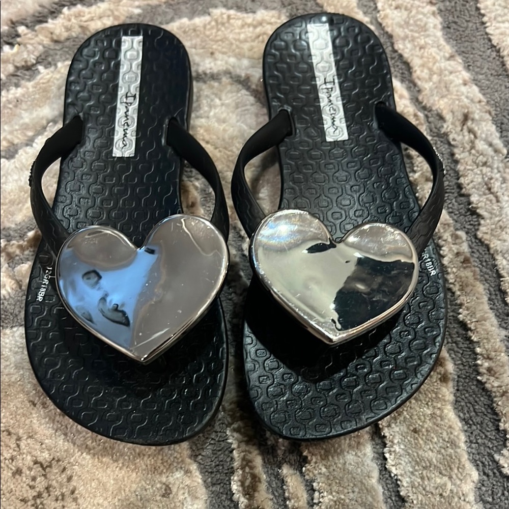 Black Heart Flip Flops